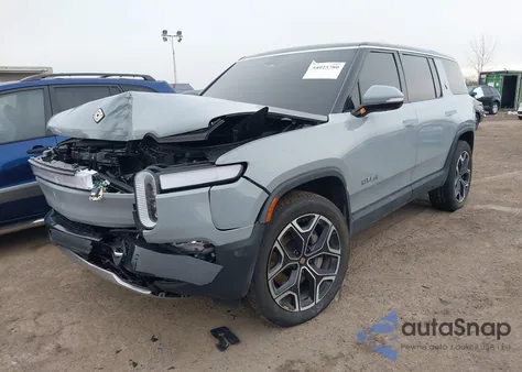 2024 Rivian R1S Adventure Dual Motor Large Pack/Adventure Dual Motor Perf Large Pack z USA, uszkodzony, nr VIN 7PDSGBBA0RN039038